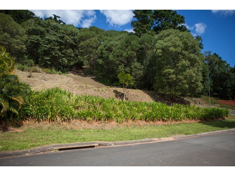 35 Jak Gee Street, Redlynch QLD 4870