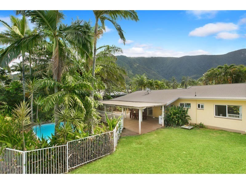55 Michaelangelo Drive, Redlynch QLD 4870