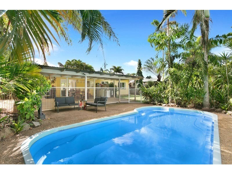 55 Michaelangelo Drive, Redlynch QLD 4870