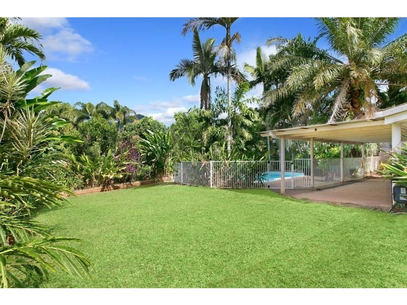 55 Michaelangelo Drive, Redlynch QLD 4870