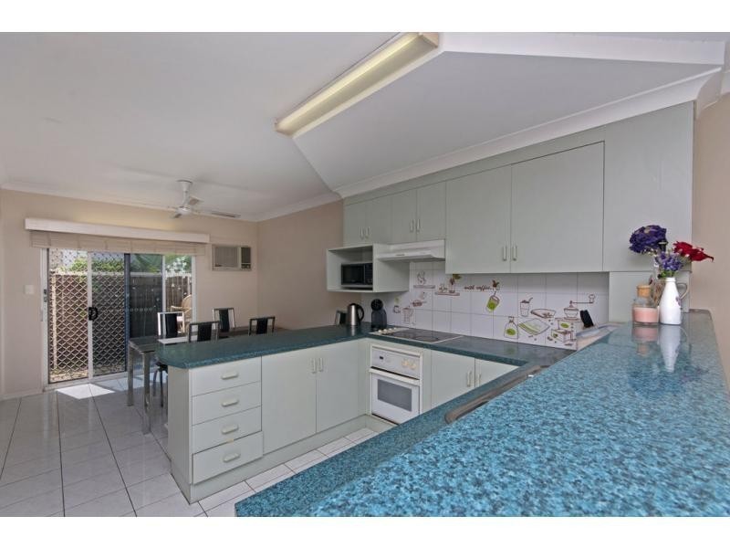 Manunda QLD 4870