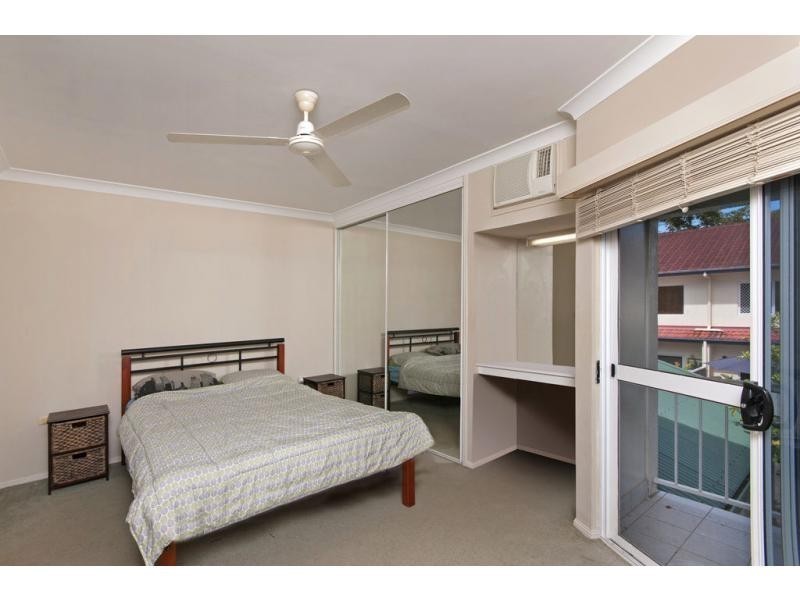 Manunda QLD 4870