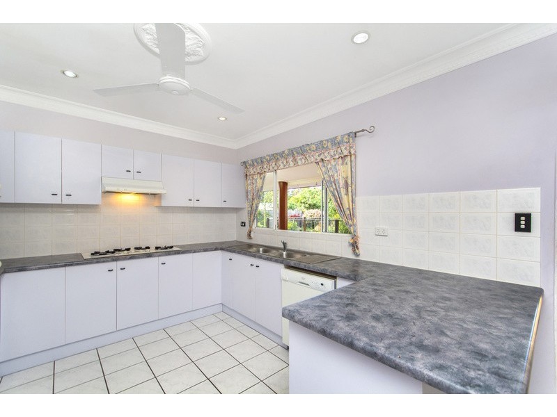 Bentley Park QLD 4869