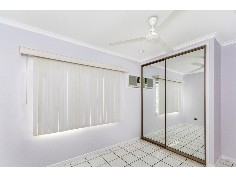 Bentley Park QLD 4869