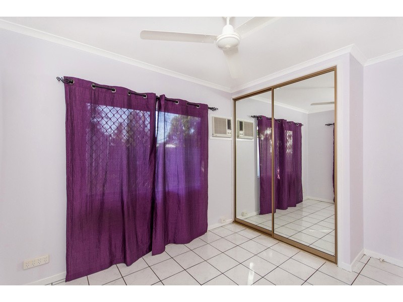 Bentley Park QLD 4869