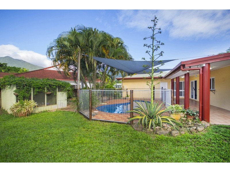 Bentley Park QLD 4869