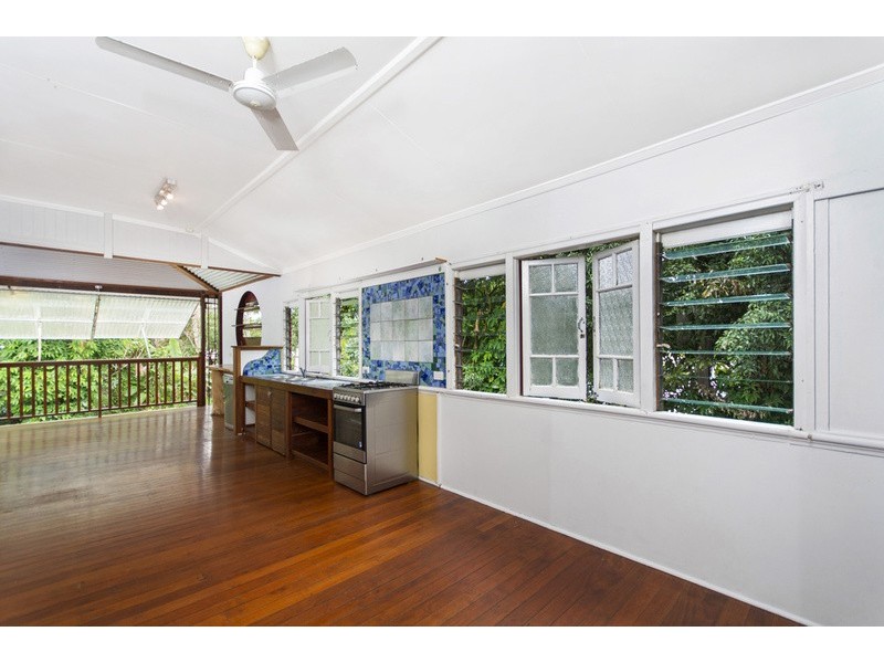 Stratford QLD 4870