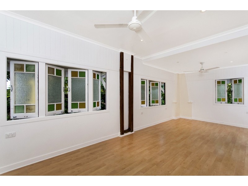 Stratford QLD 4870
