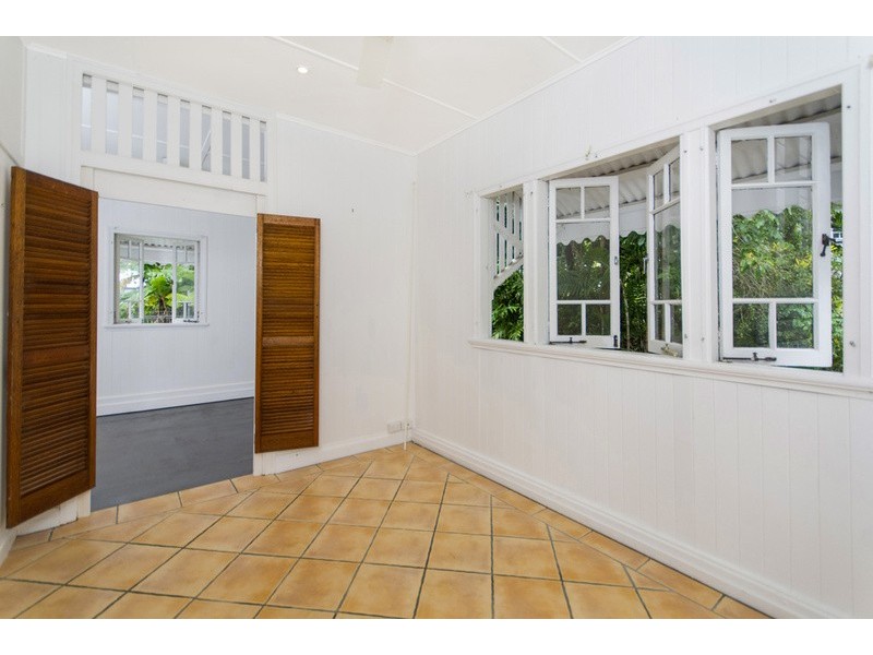 Stratford QLD 4870