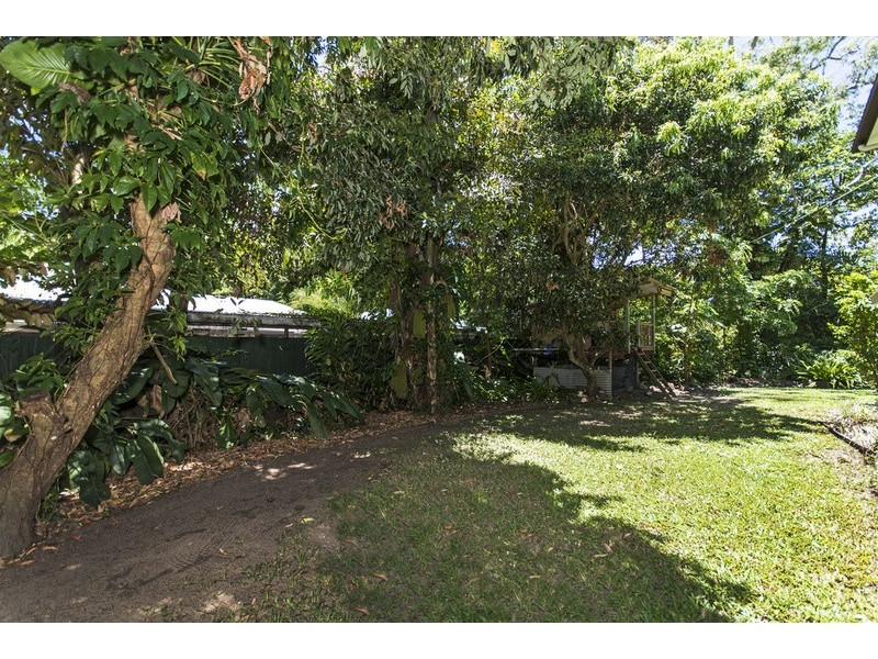 Stratford QLD 4870