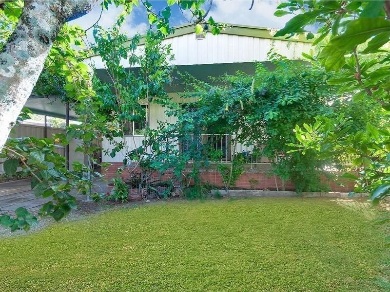 109 Oleander Street, Holloways Beach QLD 4878