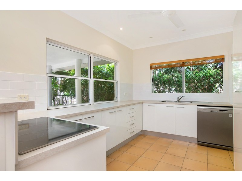 10 Ebony Street, Redlynch QLD 4870
