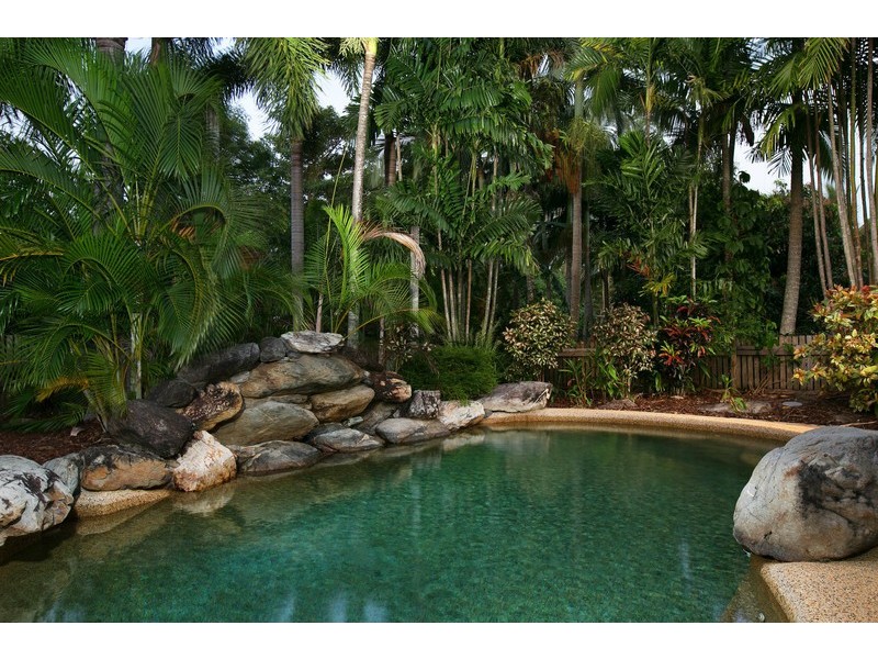 10 Ebony Street, Redlynch QLD 4870