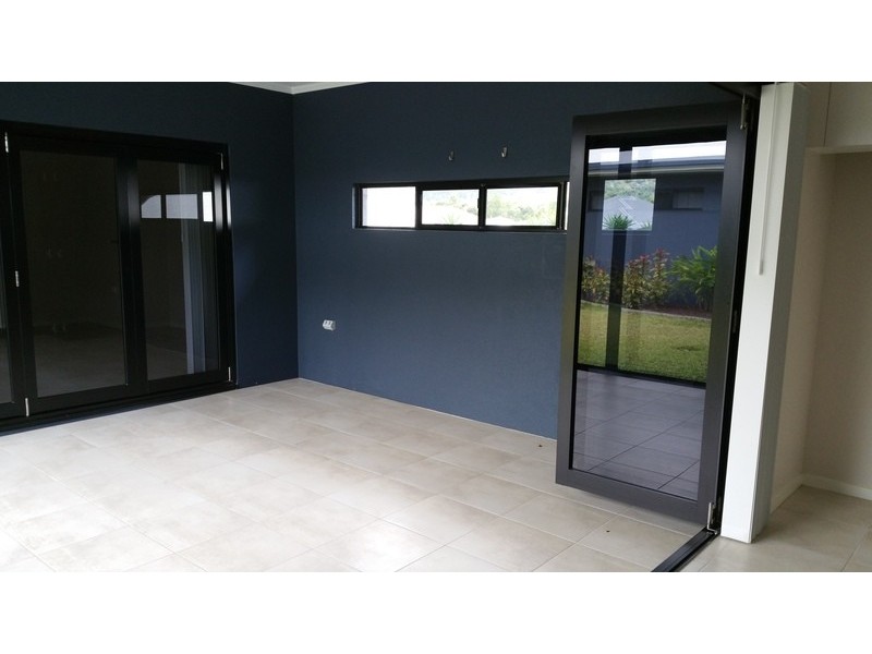Redlynch QLD 4870