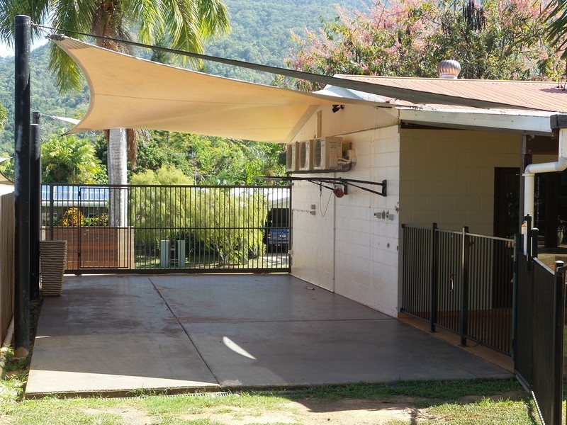 Caravonica QLD 4878