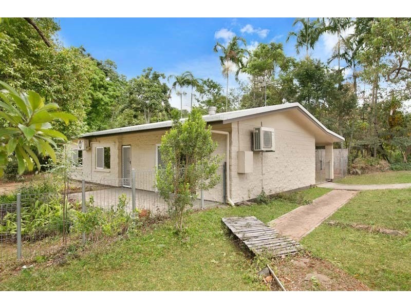 1 Ramsey Dr, Kanimbla QLD 4870