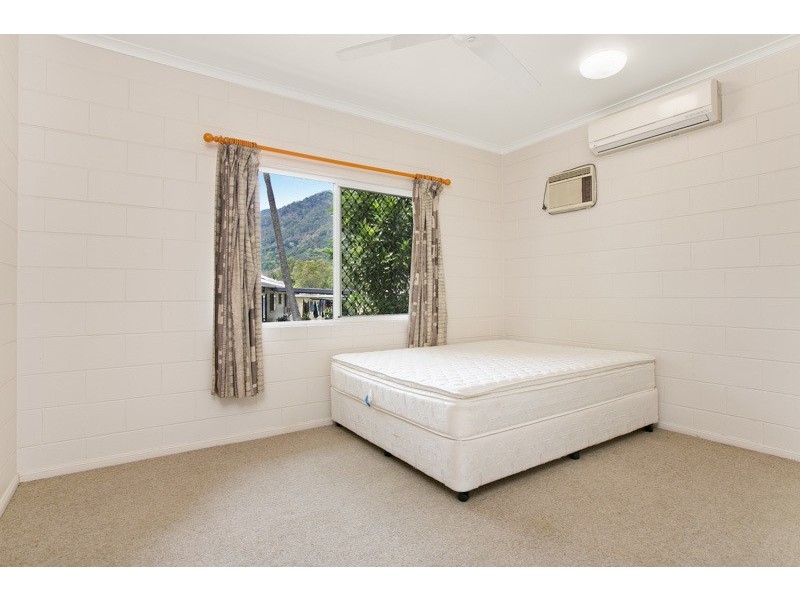 1 Ramsey Dr, Kanimbla QLD 4870