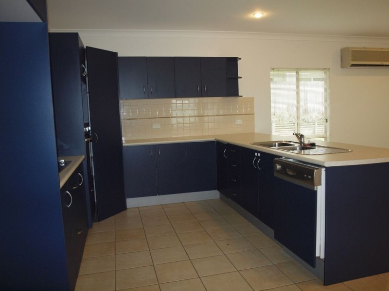 51 William Hickey Street, Redlynch QLD 4870