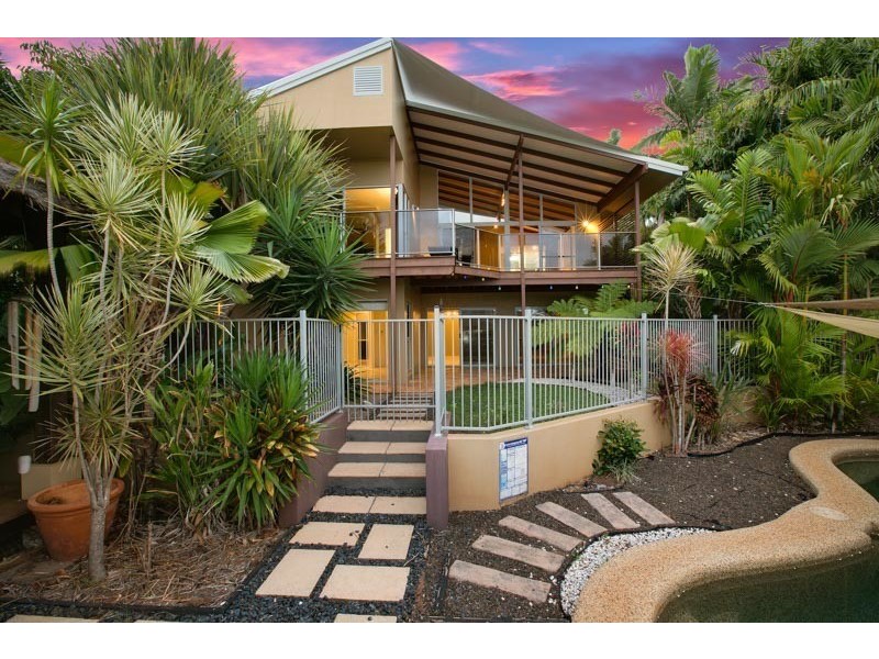 14 Albizia Close, Redlynch QLD 4870