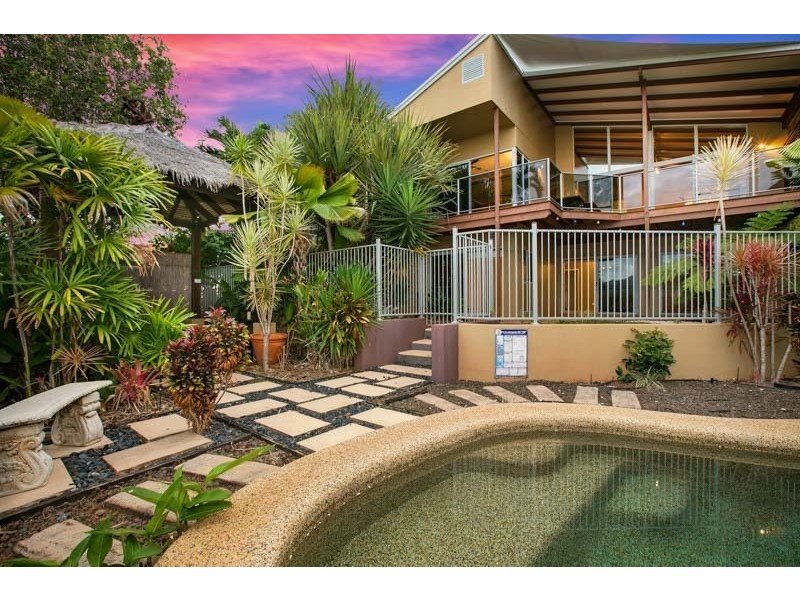 14 Albizia Close, Redlynch QLD 4870