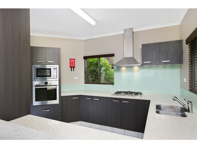 14 Albizia Close, Redlynch QLD 4870