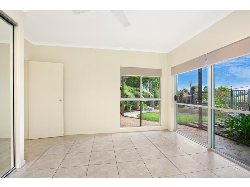 14 Albizia Close, Redlynch QLD 4870