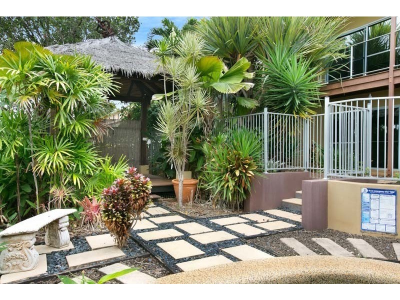 14 Albizia Close, Redlynch QLD 4870