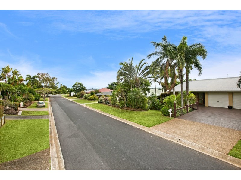 14 Albizia Close, Redlynch QLD 4870