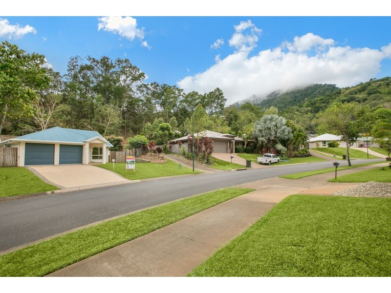 19 William Hickey Street, Redlynch QLD 4870