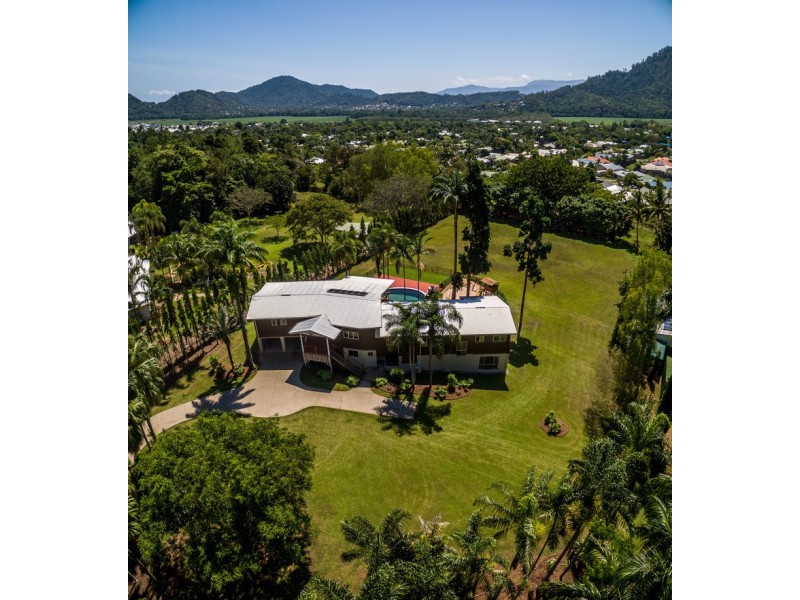 37 Robb Road, Redlynch QLD 4870