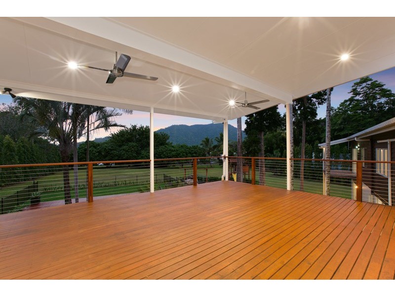 37 Robb Road, Redlynch QLD 4870