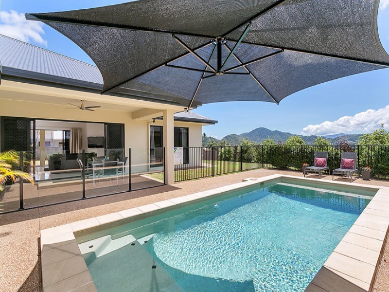 13-15 Bellmere Lane, Redlynch QLD 4870