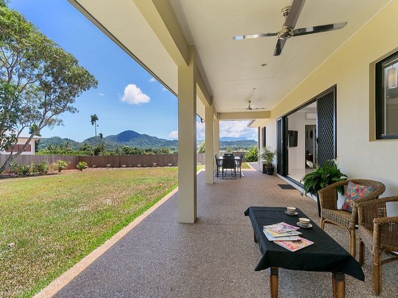 13-15 Bellmere Lane, Redlynch QLD 4870