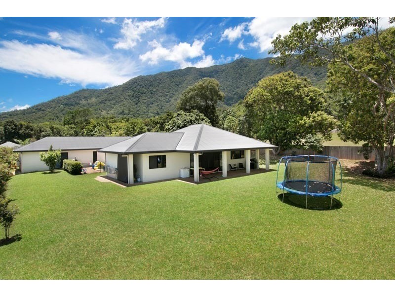 13-15 Bellmere Lane, Redlynch QLD 4870