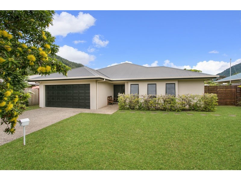 11 Davidson Close, Redlynch QLD 4870