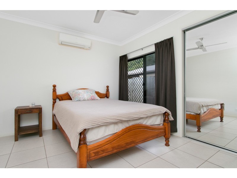 11 Davidson Close, Redlynch QLD 4870