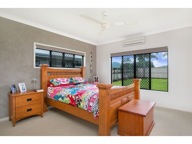 52  Norfolk Circuit, Redlynch QLD 4870