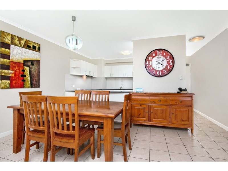 18/249 Esplanade, Cairns North QLD 4870