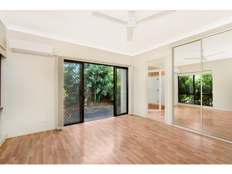 55 Fairley Street, Redlynch QLD 4870
