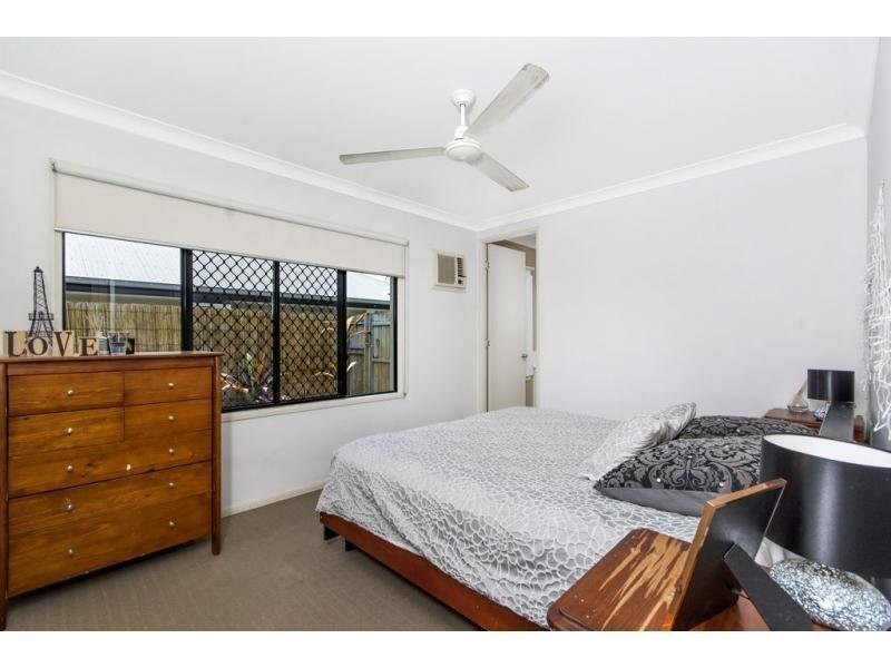 Bentley Park QLD 4869