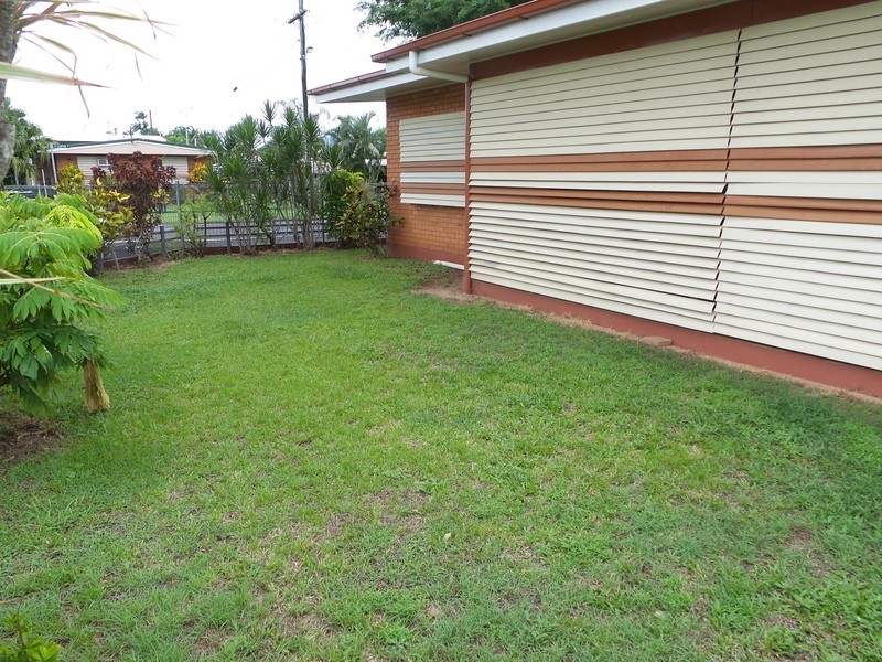 Westcourt QLD 4870