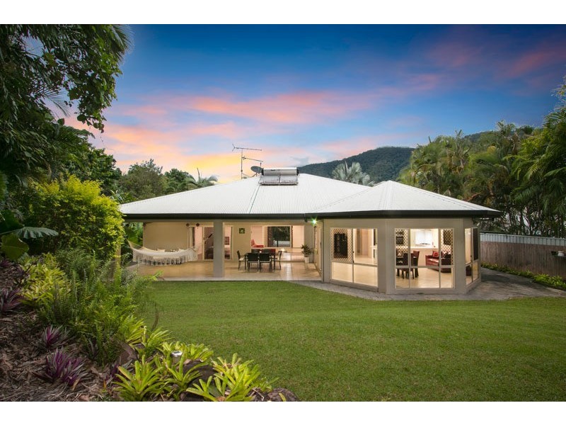 13 Jak Gee Street, Redlynch QLD 4870