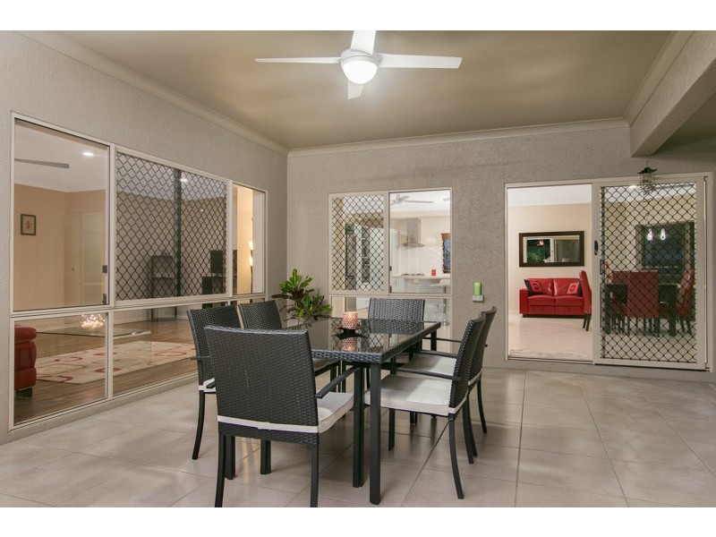 13 Jak Gee Street, Redlynch QLD 4870