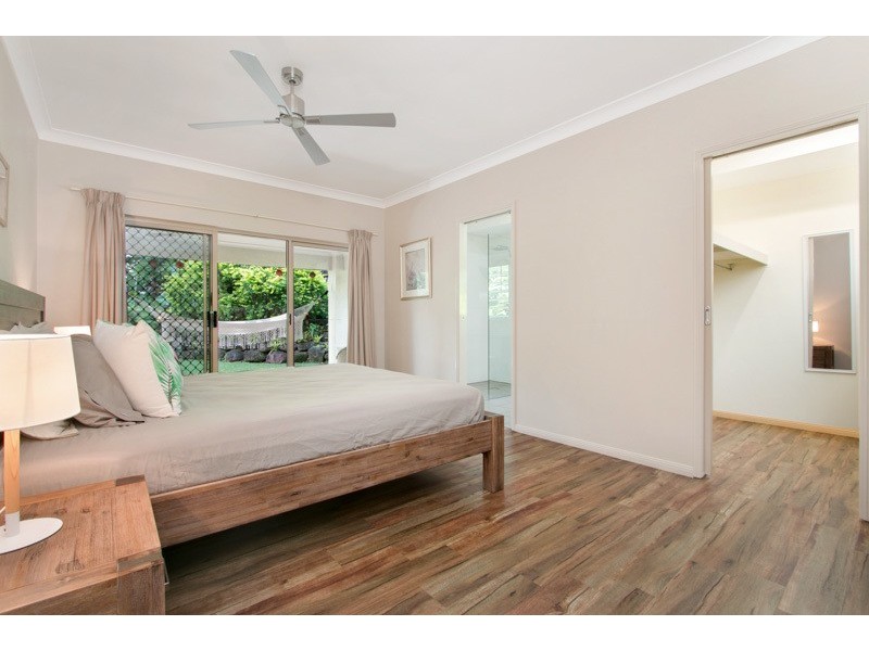 13 Jak Gee Street, Redlynch QLD 4870
