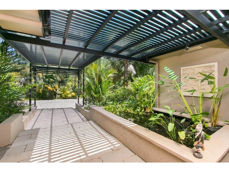 13 Jak Gee Street, Redlynch QLD 4870