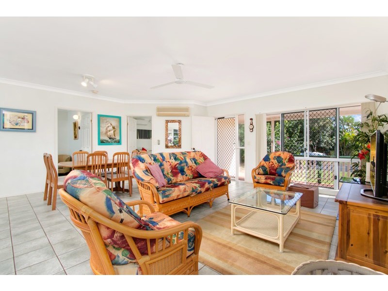 13 Village Terrace, Redlynch QLD 4870