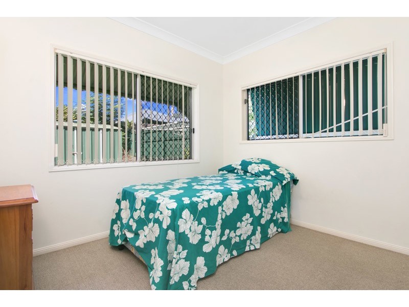 13 Village Terrace, Redlynch QLD 4870