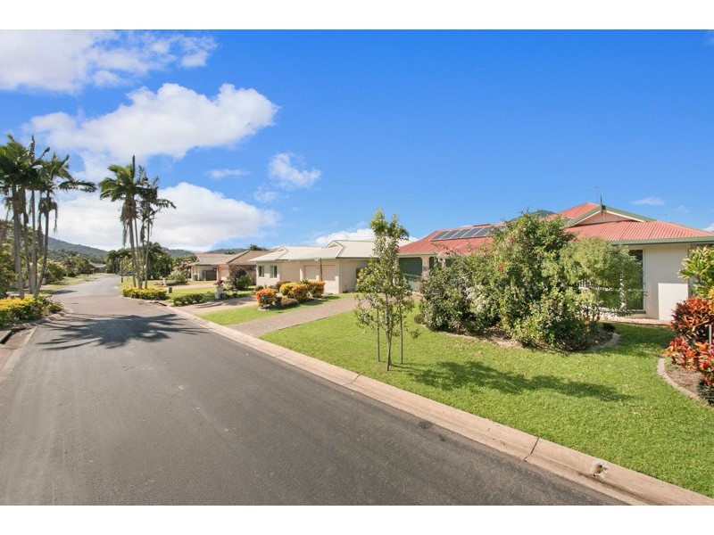 13 Village Terrace, Redlynch QLD 4870