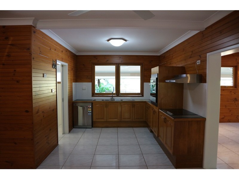 Trinity Beach QLD 4879