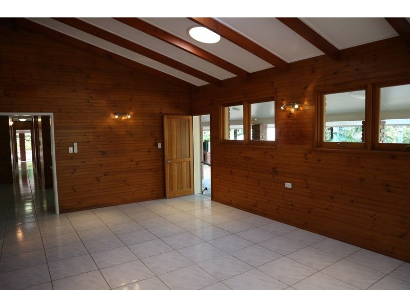 Trinity Beach QLD 4879